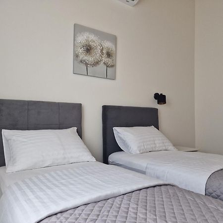 Apartments Miamare 프리모스턴 외부 사진